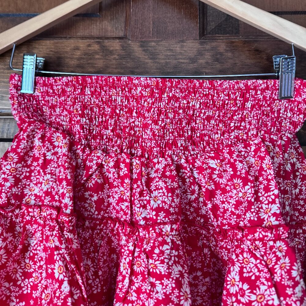 NWT Sienna Sky Red w/White & Yellow Flowers Skirt w/Hidden Red Shorts Large - Picture 2 of 8